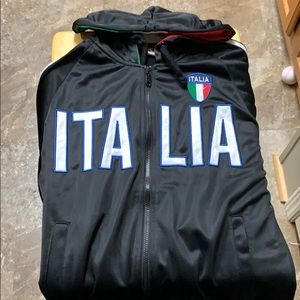 Italia zip up jacket with hood 🇮🇹 medium men’s